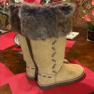 UGG Chestnut Boots with Faux Fur Cuff